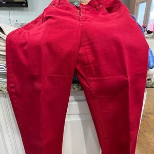 Lauren’s Jeans Co.